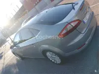 Usado Ford Mondeo Ambiente 125 CV (91 kW) 2009 Gris / plata Berlina