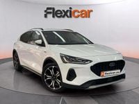 Używany Ford Focus Active 155 KM (114 kW) 2022 Biały Sedan/Limuzyna