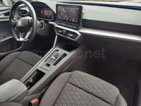 Usado Seat Leon FR 150 CV (110 kW) 2021 Granate Familiar