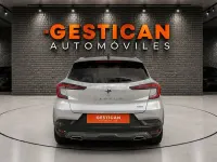 Usado Renault Captur RS Line 160 CV (117 kW) 2022 Gris / plata SUV