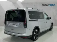 Usado Ford Tourneo Connect Active 122 CV (89 kW) 2025 Gris Monovolumen