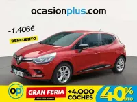 Usado Renault Clio LIMITED 90 CV (66 kW) 2017 Rojo Utilitario
