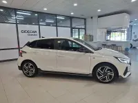 Usado Hyundai i20 N Line 100 CV (73 kW) 2025 Blanco Utilitario