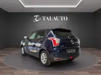 Usado SsangYong Tivoli Limited 128 CV (94 kW) 2019 Azul SUV