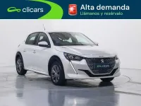 Usado Peugeot e-208 Allure 100 kW (136 CV) 2020 Blanco Utilitario