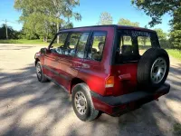 Usado Suzuki Vitara 95 CV (69 kW) 2001 Burdeos SUV