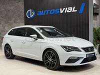 Usado Seat Leon FR 150 CV (110 kW) 2020 Blanco Familiar