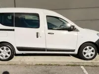 Usado Dacia Dokker Essentiel 109 CV (80 kW) 2021 Blanco Monovolumen