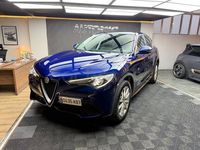 Usado Alfa Romeo Stelvio 280 CV (205 kW) 2017 Azul SUV