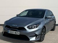 Usado Kia Ceed 100 CV (73 kW) 2025 Gris Utilitario