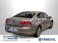 Usado VW Passat Sportline 150 CV (110 kW) 2017 Gris / plata Berlina