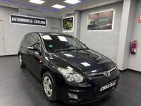Usado Hyundai i30 Classic 109 CV (80 kW) 2010 Negro Berlina