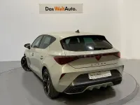Usado Cupra Leon 150 CV (110 kW) 2025 Gris / plata Familiar