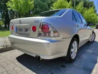 Usado Lexus IS200 155 CV (114 kW) 2003 Gris / plata Berlina