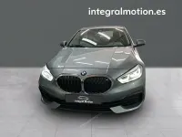 Usado BMW 118 150 CV (110 kW) 2023 Gris Utilitario