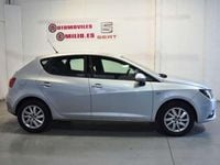 Usado Seat Ibiza Style 105 CV (77 kW) 2014 Plateado Utilitario