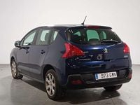 Usado Peugeot 3008 120 CV (88 kW) 2010 Azul Familiar