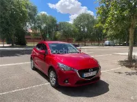 Usado Mazda 2 Style 90 CV (66 kW) 2017 Rojo Berlina