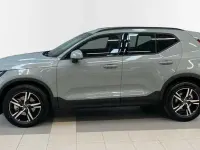 Nuevo Volvo XC40 2026 Gris SUV