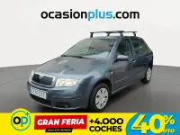 Usado Skoda Fabia 64 CV (47 kW) 2006 Gris Utilitario