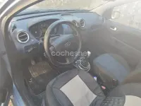 Usado Ford Fiesta Ghia 80 CV (58 kW) 2006 Gris / plata Utilitario