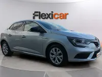 Usado Renault Mégane LIMITED 140 CV (102 kW) 2020 Gris Berlina