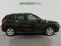 Usado Skoda Kamiq Active 110 CV (80 kW) 2022 Negro SUV