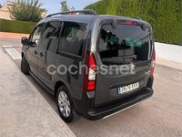 Usado Peugeot Partner Tepee Active 100 CV (73 kW) 2016 Gris / plata Monovolumen