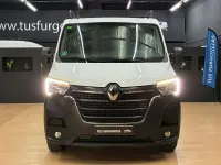 Usado Renault Master 110 CV (80 kW) 2022 Blanco Monovolumen