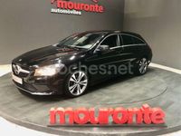 Usado Mercedes CLA200 Shooting Brake 136 CV (100 kW) 2017 Negro Familiar
