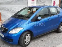 Usado Mercedes A160 95 CV (69 kW) 2009 Azul Monovolumen