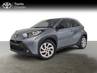 Usado Toyota Aygo X Play 72 CV (52 kW) 2025 Gris / plata SUV