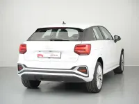 Usado Audi Q2 Black Edition 150 CV (110 kW) 2025 Blanco SUV
