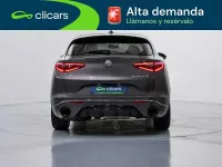 Usado Alfa Romeo Stelvio Veloce 209 CV (153 kW) 2022 Plateado SUV