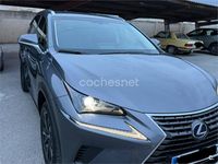 Usado Lexus NX300h Business Edition 197 CV (144 kW) 2018 Gris / plata SUV