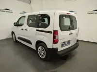 Usado Citroën Berlingo Live 102 CV (75 kW) 2023 Blanco Monovolumen