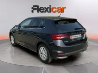 Usado Skoda Fabia Selection 95 CV (69 kW) 2025 Negro Utilitario