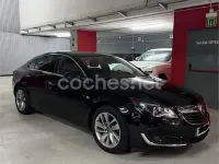 Usado Opel Insignia Selective 136 CV (100 kW) 2016 Negro Berlina