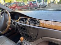 Usado Jaguar S-Type Executive 240 CV (176 kW) 2000 Gris / plata Berlina