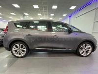 Usado Renault Grand Scénic IV Life 120 CV (88 kW) 2018 Gris / plata Monovolumen