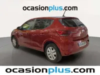 Usado Dacia Sandero Comfort 91 CV (66 kW) 2021 Rojo Utilitario
