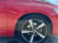Usado Volvo V60 R-Design Momentum 150 CV (110 kW) 2018 Rojo Familiar
