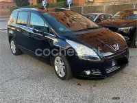 Usado Peugeot 5008 Style 150 CV (110 kW) 2013 Negro Monovolumen