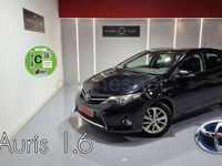 Usado Toyota Auris Active 126 CV (92 kW) 2012 Negro Berlina
