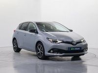 Usado Toyota Auris Hybrid 136 CV (100 kW) 2017 Gris Berlina