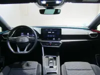 Usado Seat Leon FR 150 CV (110 kW) 2024 Rojo Familiar