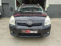 Usado Toyota Corolla Verso Luna 136 CV (100 kW) 2007 Gris / plata Monovolumen