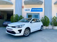Usado Kia Rio 84 CV (61 kW) 2022 Blanco Berlina