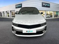 Usado Opel Astra 130 CV (95 kW) 2025 Gris / plata Utilitario