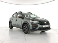 Usado Dacia Sandero Extreme 100 CV (73 kW) 2025 Verde Berlina